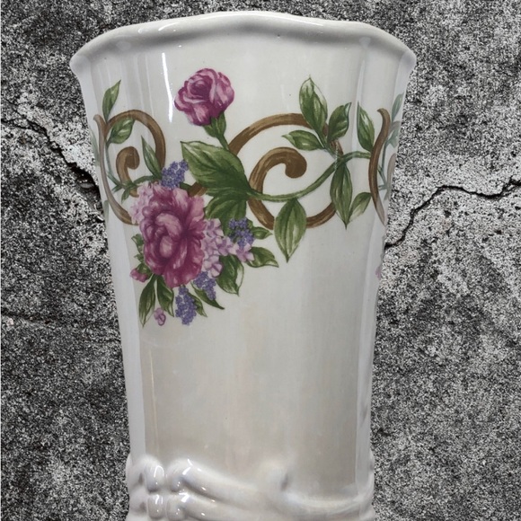 💐🌸🌺🌻 Vintage 💐Bloom-Rite Floral Ceramic Vase  EUC - Picture 5 of 5